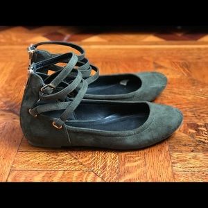 Hunter green women’s casual to dressy flats.